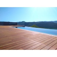 Палубный настил вокруг бассейна. Мербау. с. Абрау Дюрсо