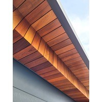 Подшивка свесов кровли планкеном ипе. г. Сочи