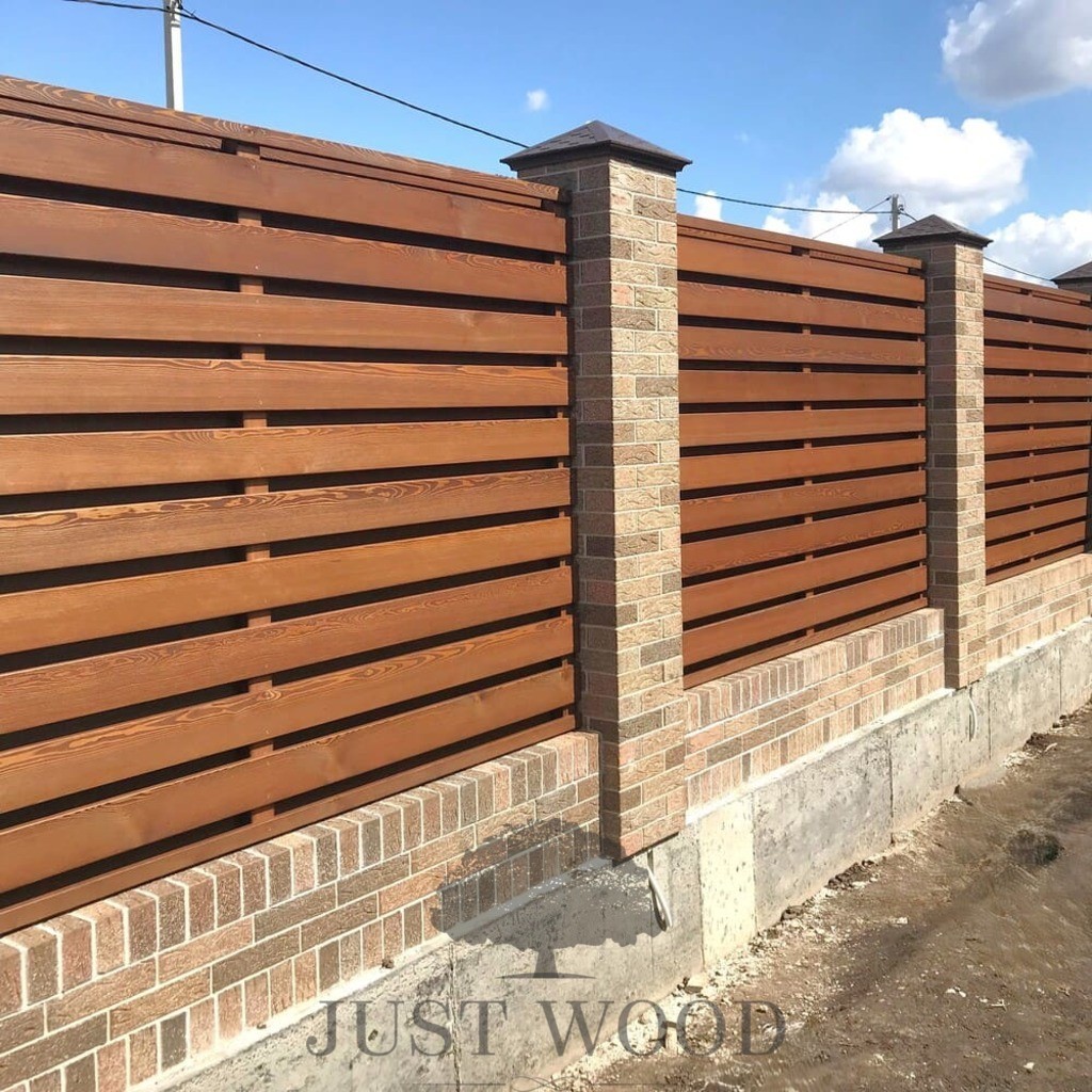 Фасадный забор - лиственница, сорт Экстра