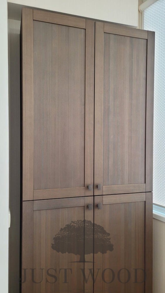 Шкаф из лиственницы