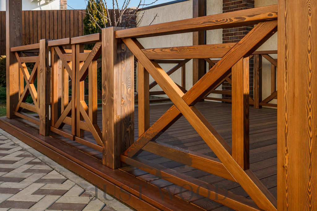 Ограждения беседки. Брус клееный сосновый, брус клееный лиственничный. г. Краснодар