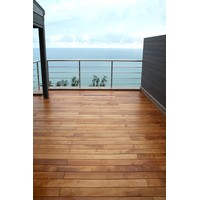 Палубный настил на эксплуатируемой кровле из термо клена. г. Сочи